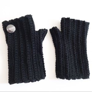 RESIST fingerless gloves, chunky knit mittens